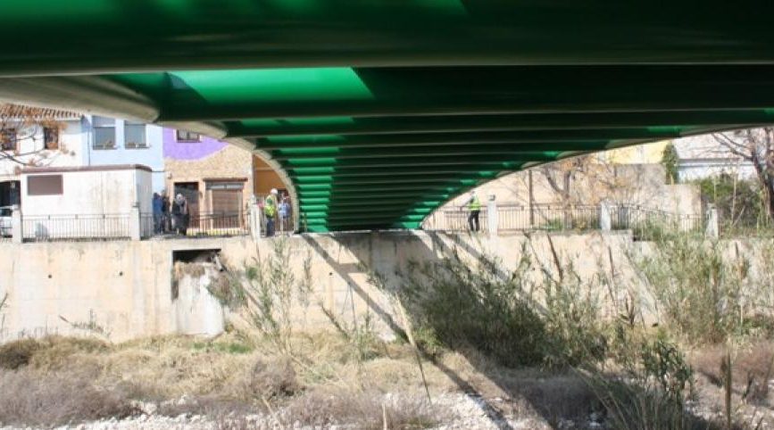 construcción-pasarela-peatonal-beniarbeig-alicante