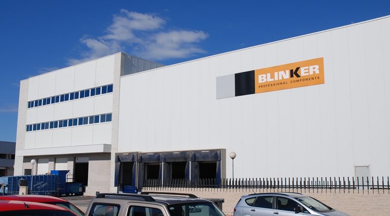 Construcción nave industrial Alicante, Blinker