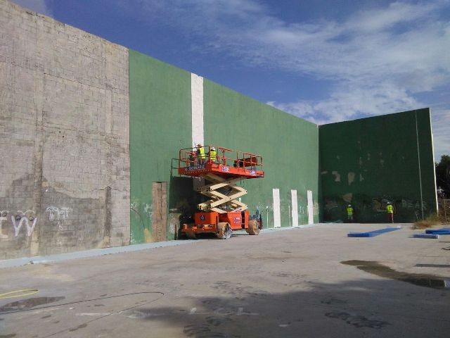 REHABILITACIÓN PISTA FRONTON AIGUES - ESCLAPES E HIJOS S.L.