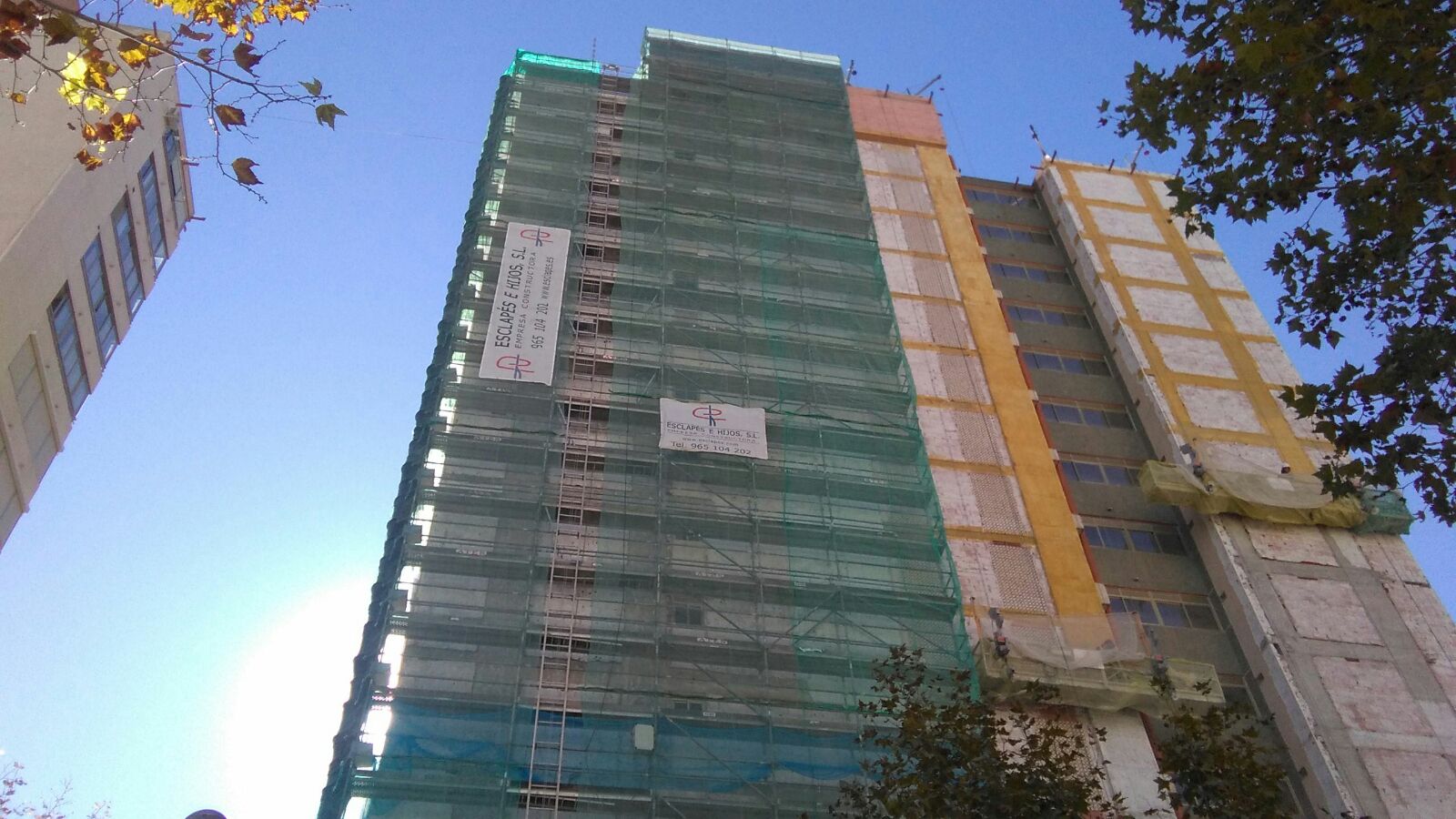 REHABILITACIÓN FACHADA EDIFICIO MARISCAL BENIDORM - ESCLAPES E HIJOS S.L