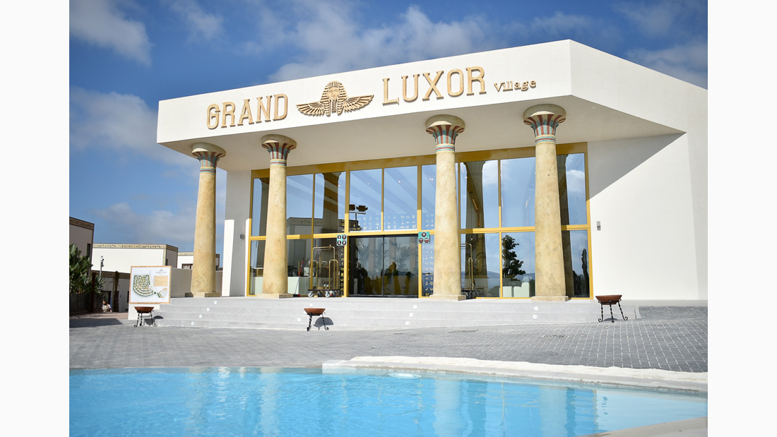 GRAND LUXOR HOTEL & VILLAGE (recepción) - ESCLAPÉS E HIJOS, S.L.