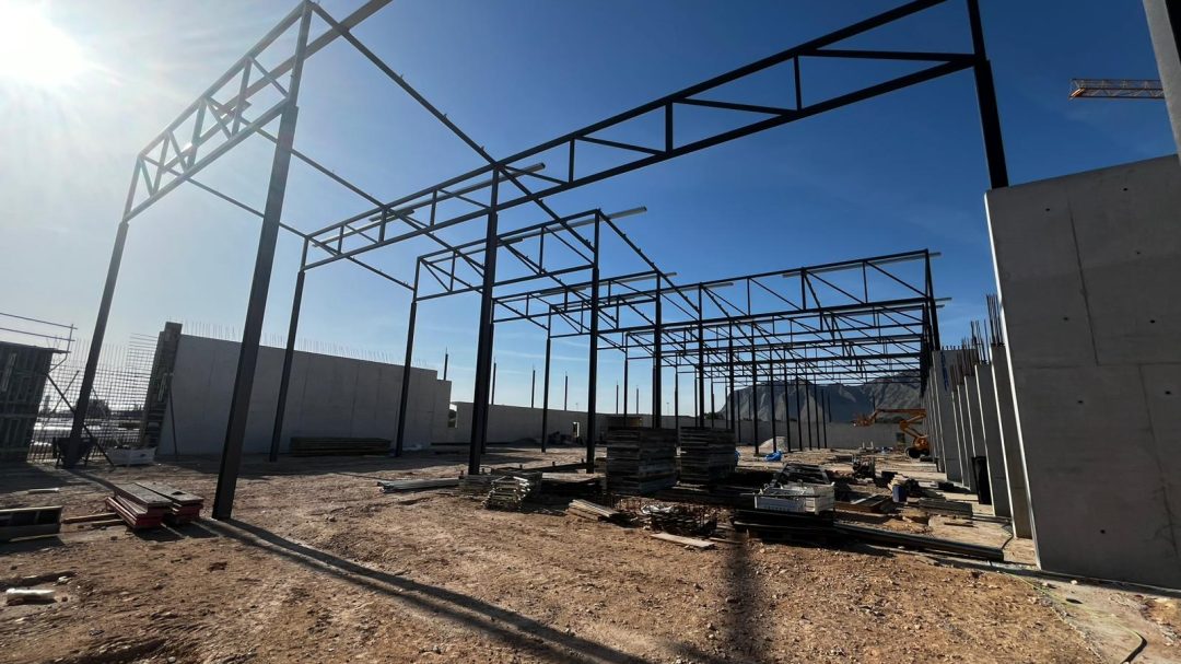 CONSTRUCCION ESTRUCTURA HORMIGON LABORATORIOS QUINTON COX (10) Construcción de la estructura de hormigón para los laboratorios de Quinton Medical en Cox (Alicante)