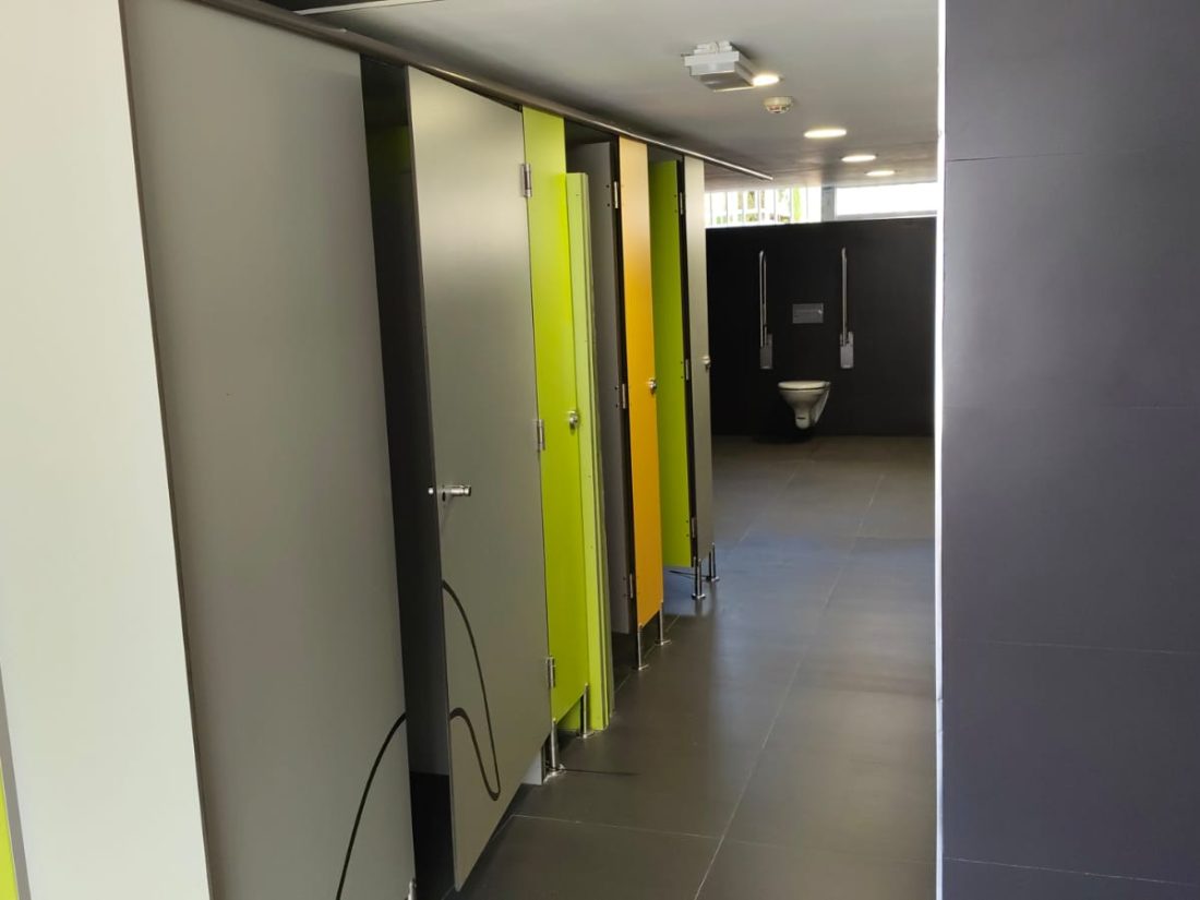 Vestuarios nuevos en el Colegio Altozano de Alicante 3 Vestuarios nuevos en el Colegio Altozano de Alicante