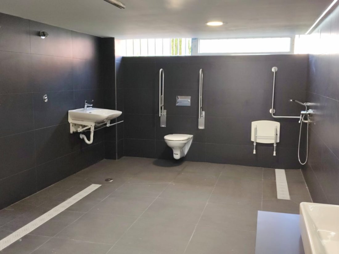 Vestuarios nuevos en el Colegio Altozano de Alicante 4 Vestuarios nuevos en el Colegio Altozano de Alicante